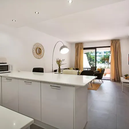 Apartment Modern 3 Bed In Puerto Banus, *