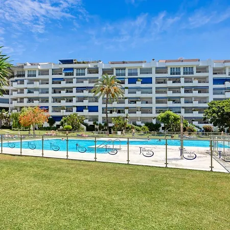Modern 3 Bed In Puerto Banus, Apartment Marbella