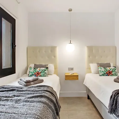 Apartment Modern 3 Bed In Puerto Banus, *